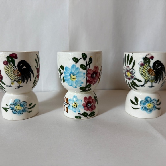 Vintage- Three Hand-Painted Double Egg Cups - Picture 5 of 8